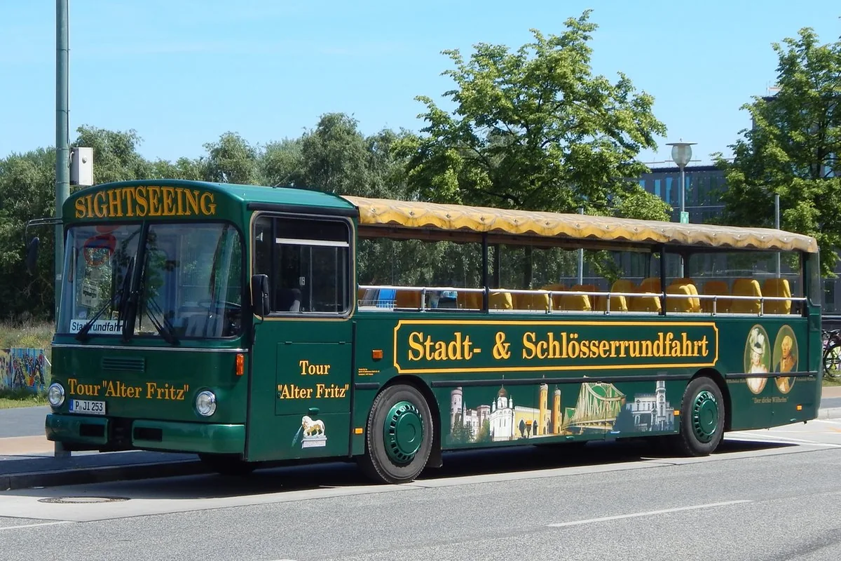 Stadtrundfahrt Alter Fritz in Potsdam